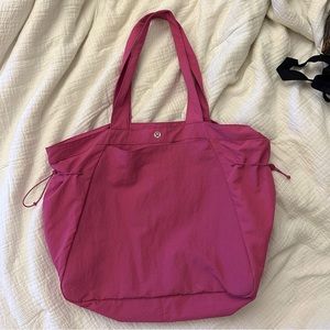 Lululemon Side-Cinch shopper bag 18L